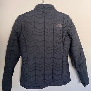 TNF Black Quilted Jacket Small